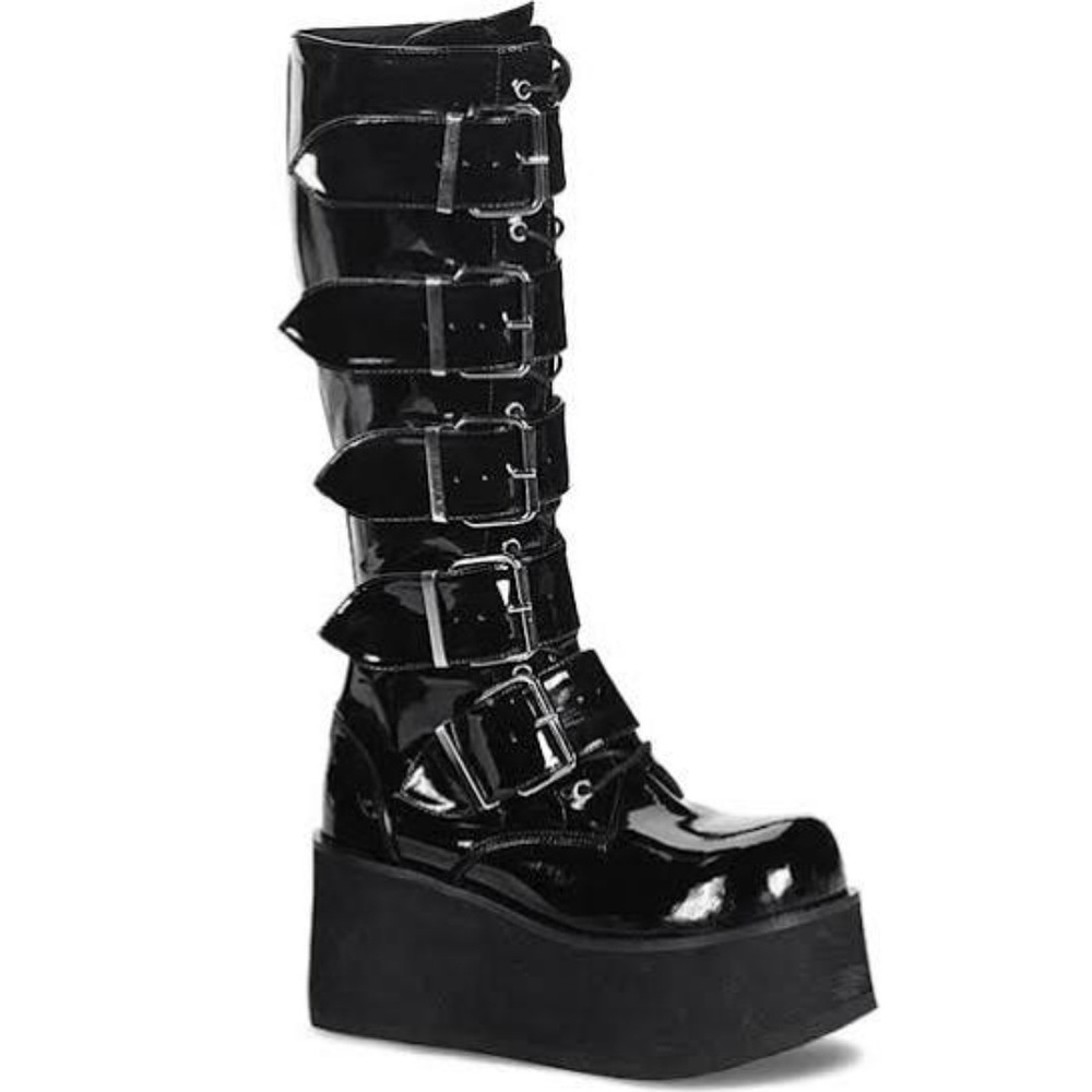 Demonia Trashville 518 size 9